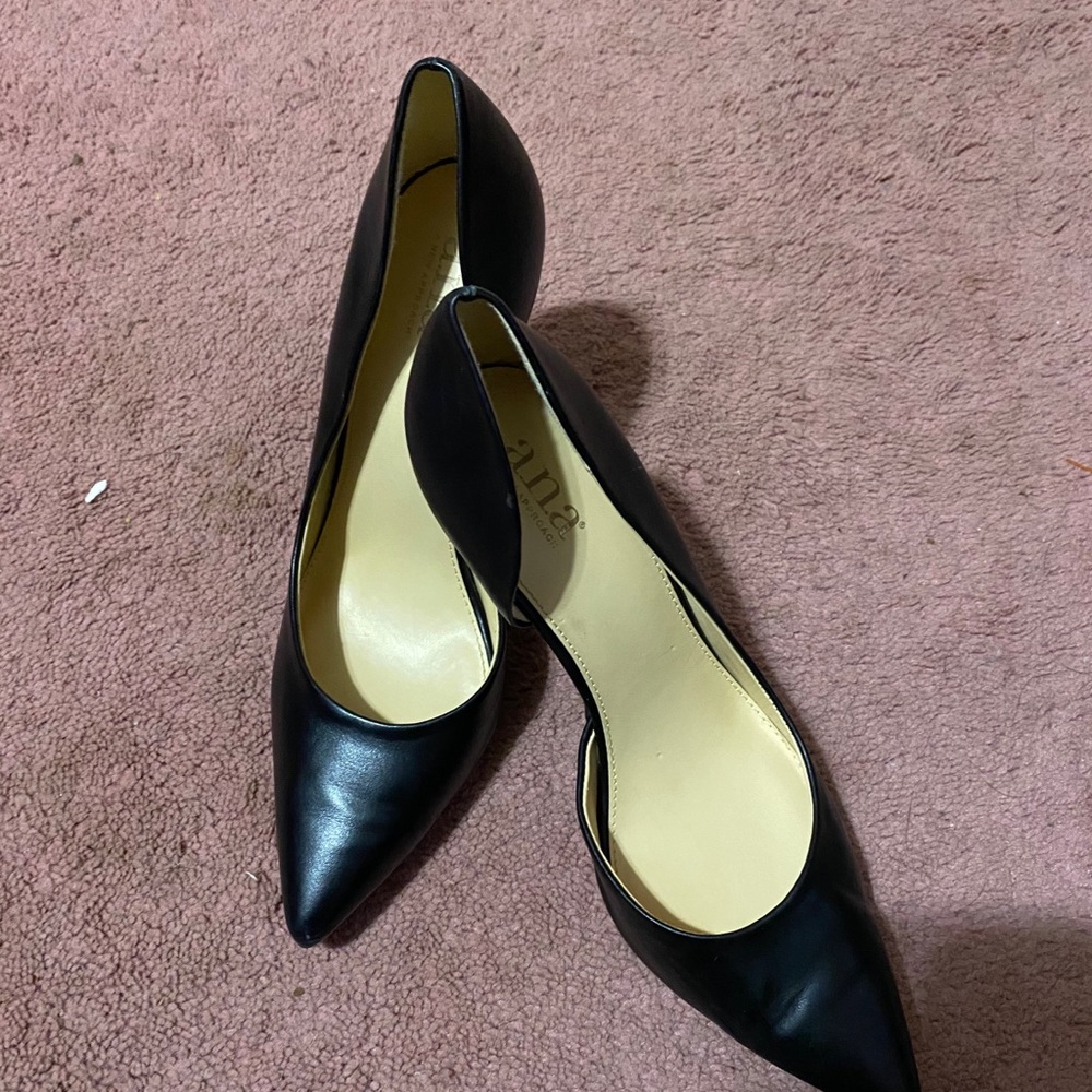 A.n.a heels